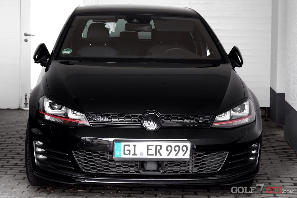 Schwarze VW Emblem #golf #git #tuning 