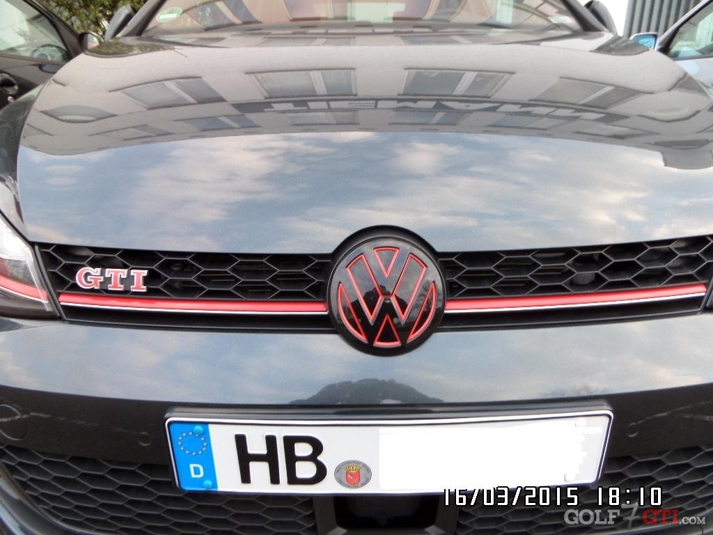 VW Zeichen Logo Emblem (Kühlergrill / Heckklappe) • Golf 7 GTI