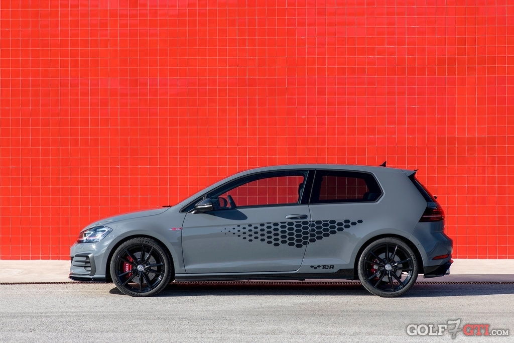 Wabenfolie Aufkleber Logo für und vom TCR • Golf 7 GTI Community